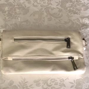 Women’s handbag.   95% New